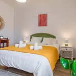 Donothing House - - Baleal