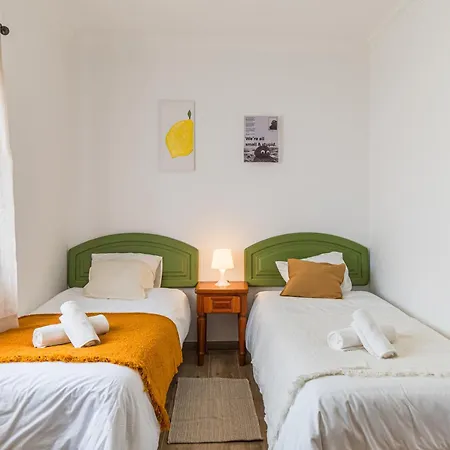 Donothing House - - Holiday home Baleal