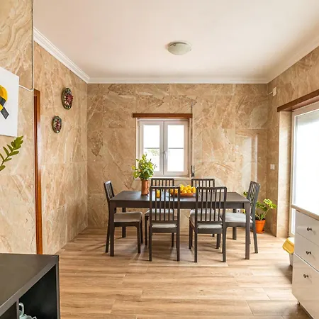 Donothing House - - Holiday home *