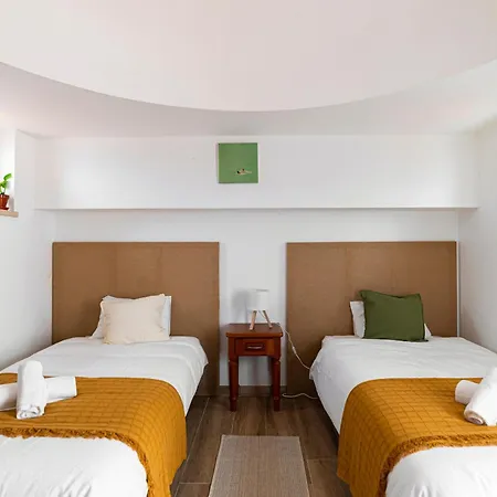 Donothing House - - Holiday home Baleal