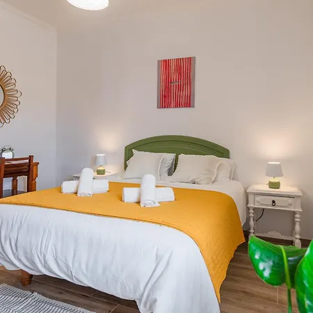 Donothing House - - Baleal